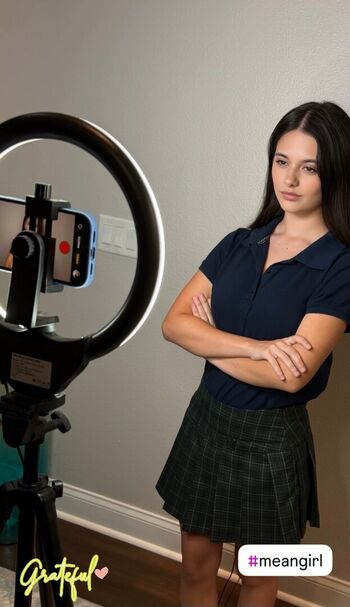 Full leaked Lindsey lamer private onlyfans photo