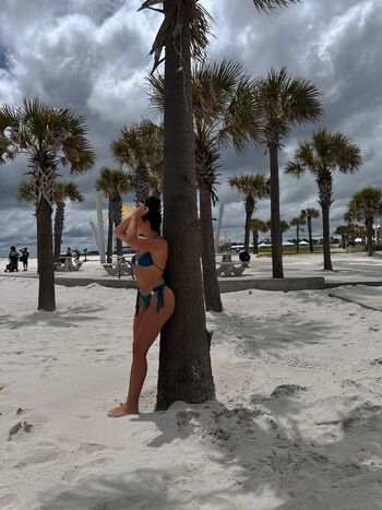 Full leaked Lindsey shields page private onlyfans photo