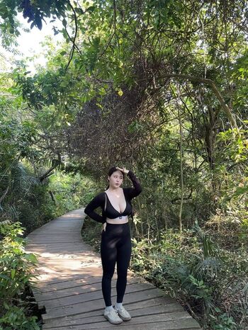 Full leaked Ling  ee page private onlyfans photo