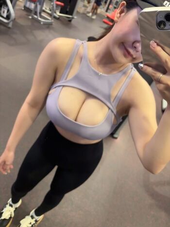 Full leaked Ling  ee page private onlyfans photo