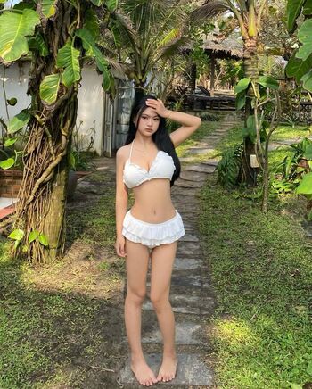 Full leaked Linh th page private onlyfans photo