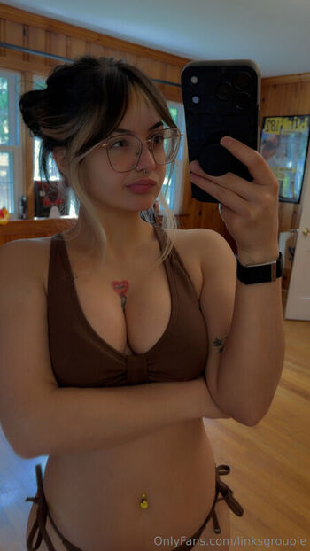 Full leaked Linksgroupie private onlyfans photo