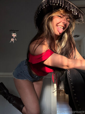 Full leaked Linksgroupie private onlyfans photo