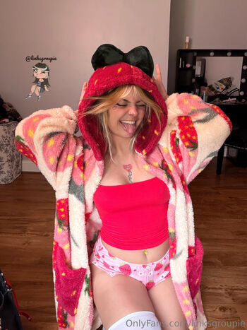 Full leaked Linksgroupie private onlyfans photo