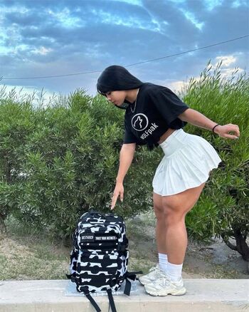 Full leaked Linnnna private onlyfans photo