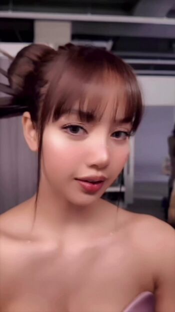 Full leaked Lisa manoban page private onlyfans photo