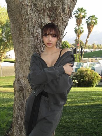 Full leaked Lisa manoban page private onlyfans photo