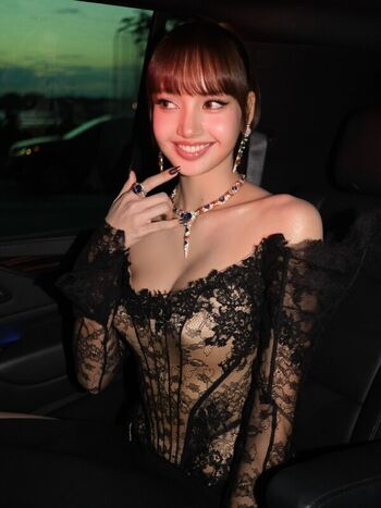 Full leaked Lisa manoban private onlyfans photo