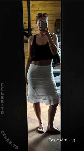 Full leaked Lisa srmst private onlyfans photo