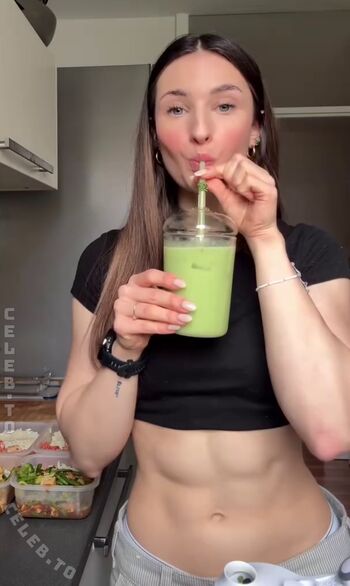 Lisaamarie.e