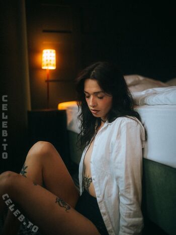 Full leaked Lisamkws private onlyfans photo