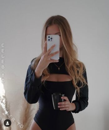 Full leaked Liss thl private onlyfans photo