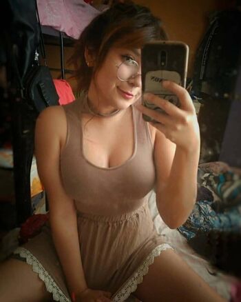 Full leaked Lissaenz e private onlyfans photo