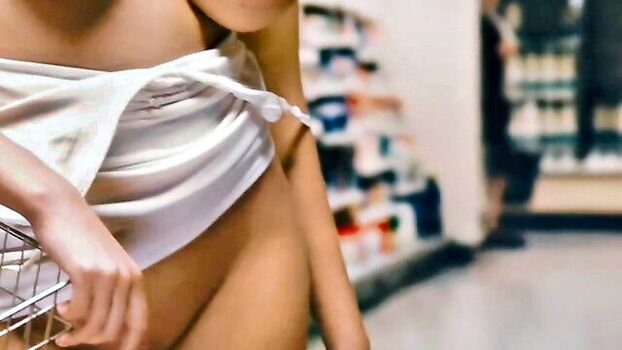 Full leaked Lissaloves private onlyfans photo