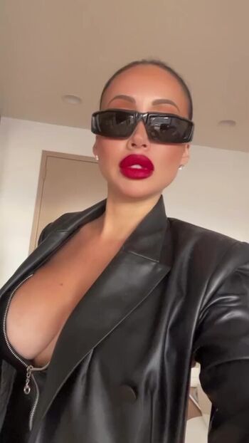 Full leaked Lissierockz private onlyfans photo