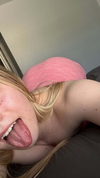 Full leaked Lissom private onlyfans photo