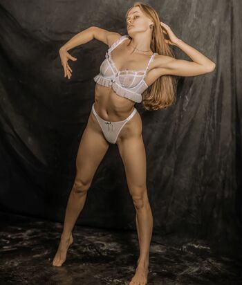 Full leaked Lithuanian girls page private onlyfans photo