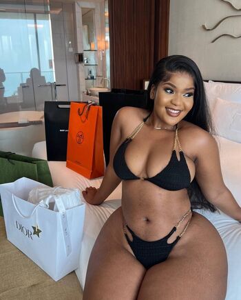 Full leaked Littest private onlyfans photo