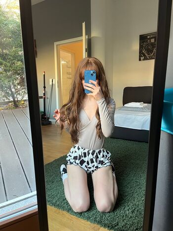 Full leaked Littledaisy private onlyfans photo