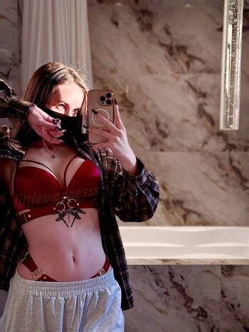 Full leaked Littlemadness private onlyfans photo