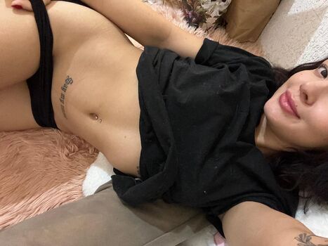 Full leaked Littlemissyumi private onlyfans photo