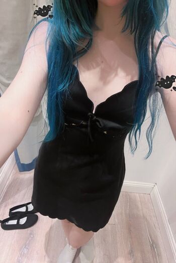 Full leaked Littleniivt private onlyfans photo