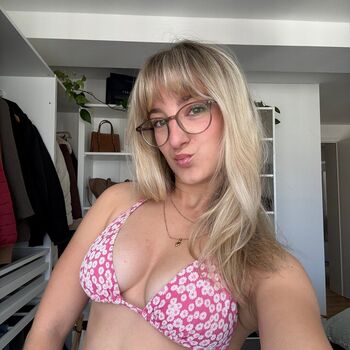 Full leaked Littlexayah private onlyfans photo