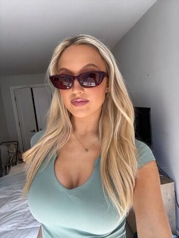 Full leaked Liv johnson private onlyfans photo