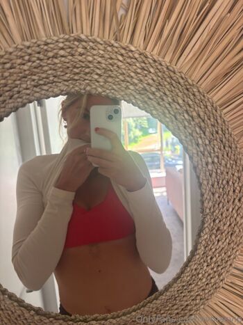 Full leaked Liv macdonald private onlyfans photo