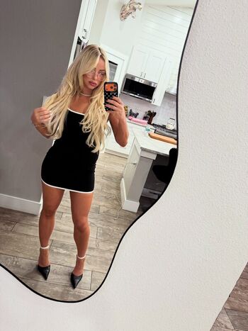 Full leaked Liv morgan private onlyfans photo