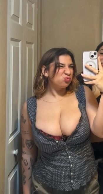 Full leaked Liv tanoory private onlyfans photo