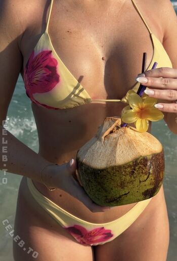 Full leaked Liv yah private onlyfans photo