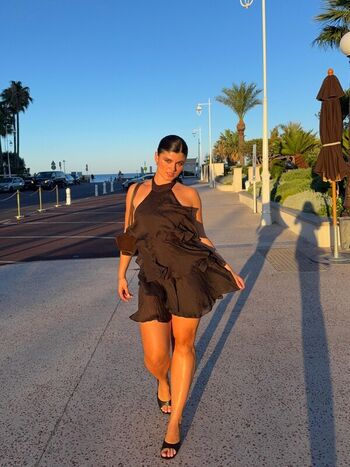 Full leaked Livefitelle private onlyfans photo