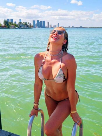 Full leaked Livia andrade page private onlyfans photo