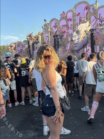 Full leaked Livia josephine private onlyfans photo