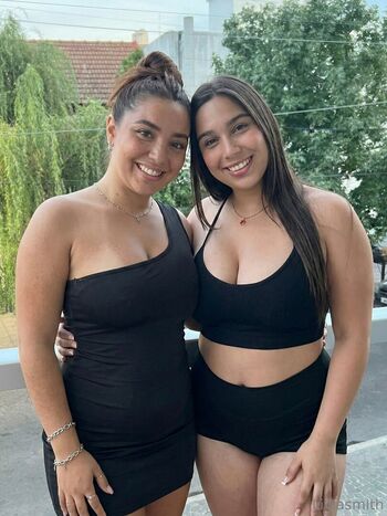 Full leaked Liviasmiith private onlyfans photo