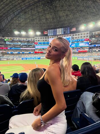 Full leaked Livvy dunne  page private onlyfans photo