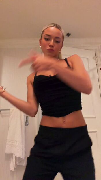 Full leaked Livvy dunne private onlyfans photo
