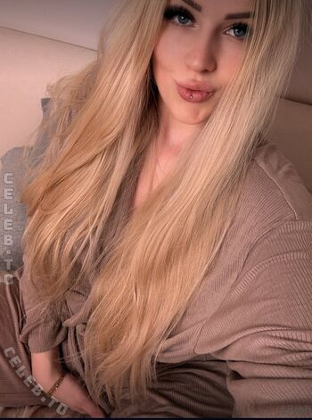 Full leaked Liyahtrue private onlyfans photo