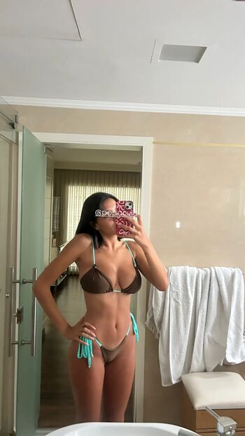 Full leaked Liyamizrahii page private onlyfans photo