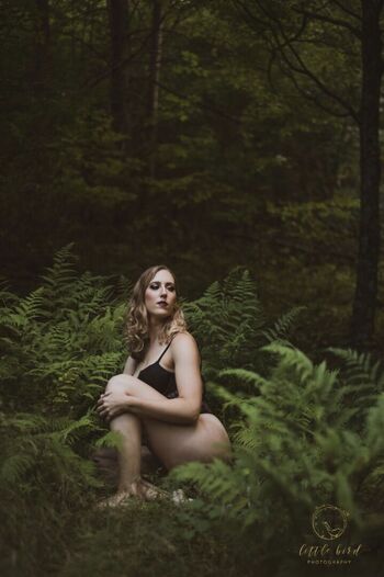 Full leaked Liz splits private onlyfans photo