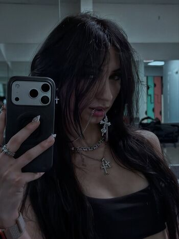Full leaked Liza lowe private onlyfans photo