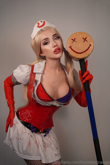 Full leaked Lizzie le strange private onlyfans photo