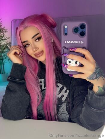 Full leaked Lizzie le strange private onlyfans photo