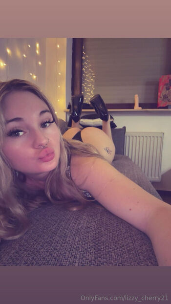 Full leaked Lizzy cherry private onlyfans photo