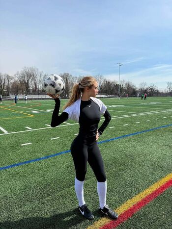 Full leaked Lizzy greene private onlyfans photo