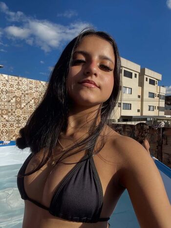 Full leaked Llaralys private onlyfans photo