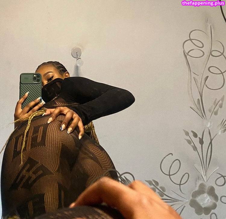 https: / llehlani 누드 OnlyFans 사진 #3