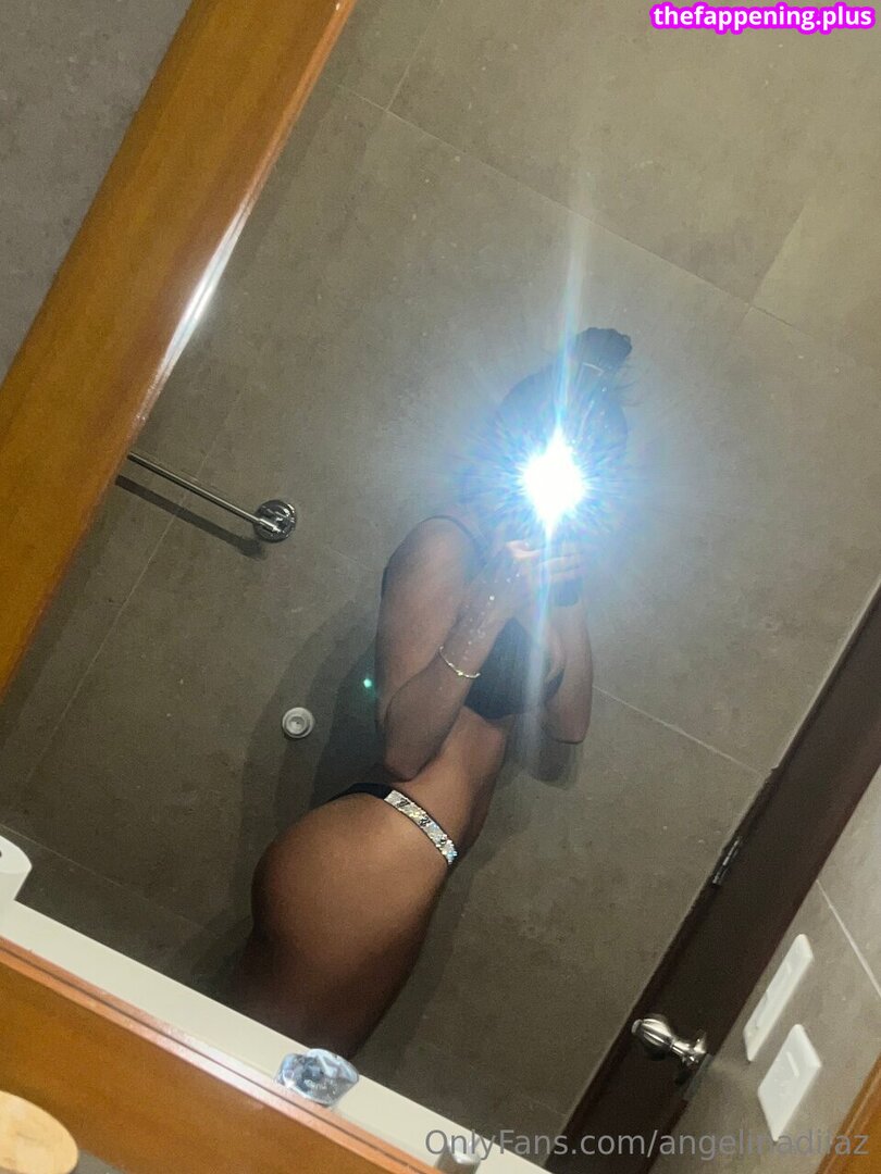 llinangel_ / llinangel_d Foto OnlyFans Desnuda #56