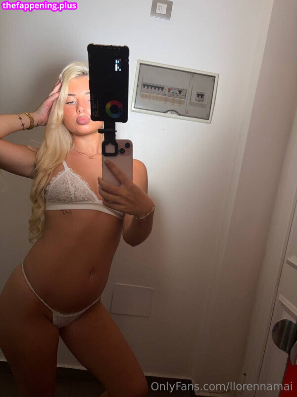Llorenna.hodgskinson / llorennamai 누드 OnlyFans 사진 #23